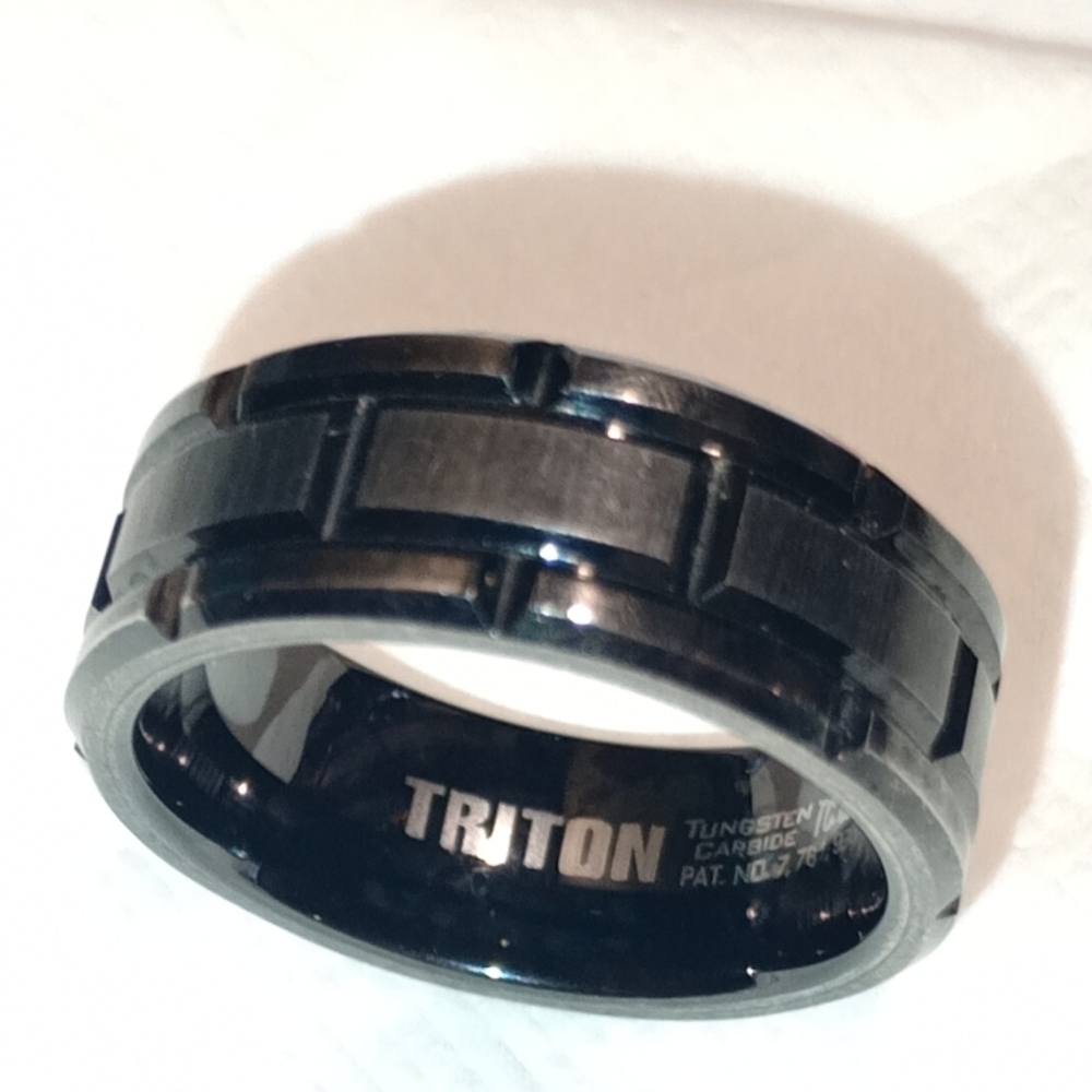 Triton Men's Black Tungsten Carbide Ring